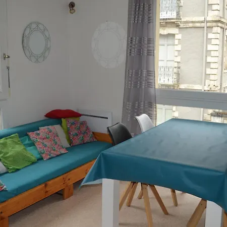 Plein Centre - Ideal Familles 3 Enfants 科特雷